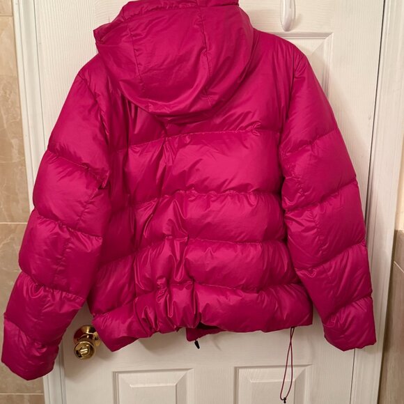 Marmot Women's 700 Down Hoody Jacket, Bright Hot Pink XL Puffer Winter - Picture 3 of 10